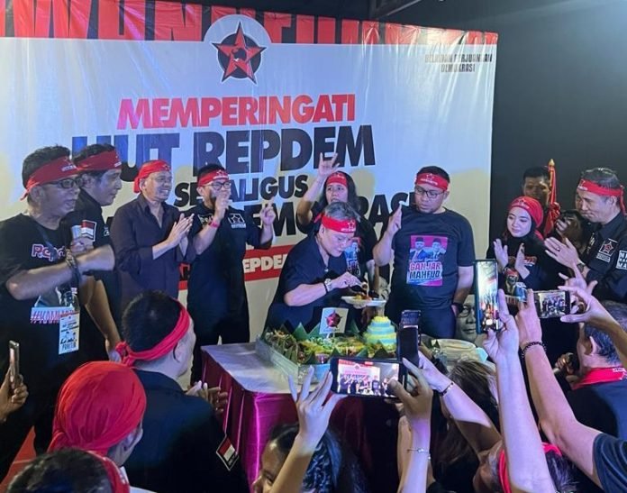 Peringati HUT 19, Sayap PDIP REPDEM Gelar Mimbar Demokrasi