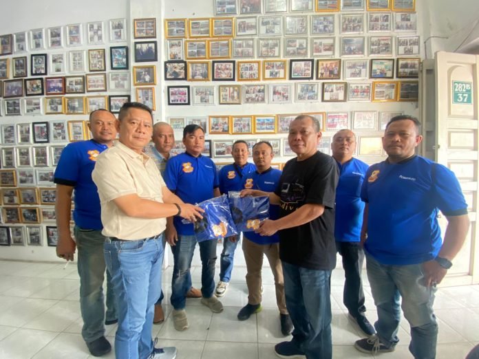 Pewarta Polrestabes Medan Luncurkan Baju Baru Kebesarannya