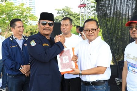 Pj. Wali Kota Bekasi Motivasi Anak Muda di Bulan Bakti Karang Taruna