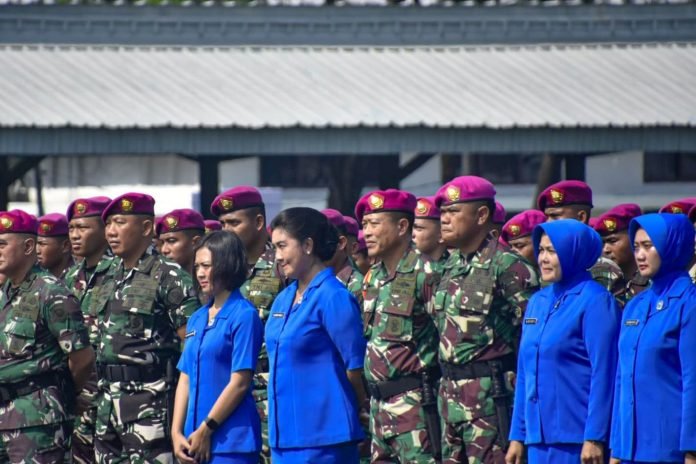 Prajurit Pelatih Kolatmar Ikuti Entry Briefing Komandan Korps Marinir