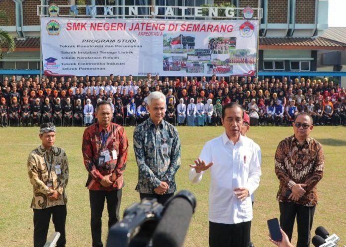 Program Unggulan Ganjar-Mahfud “SMK Gratis Langsung Kerja” Disambut Gembira Masyarakat dan Presiden Jokowi