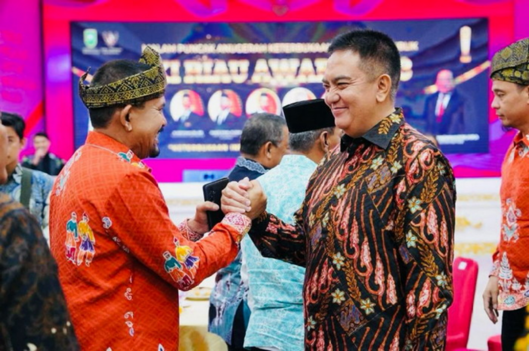 Raih Penghargaan Keterbukaan Informasi Publik dari KI Riau, Irjen Iqbal Ini Motivasi Untuk Lebih Baik Lagi