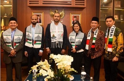 Rakyat Palestina Temui Meutya Hafid Dan Ucapkan Terima Kasih