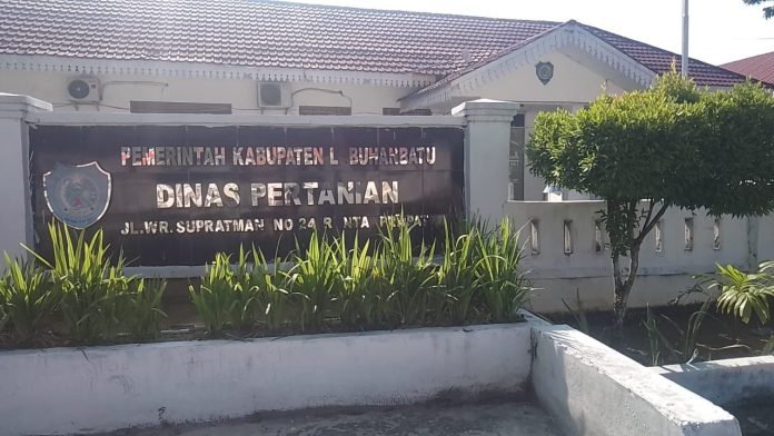 SDMPKS Berikan Bantuan Bea Siswa kepada 52 Mahasiswa di Perguruan Tinggi Perkebunan