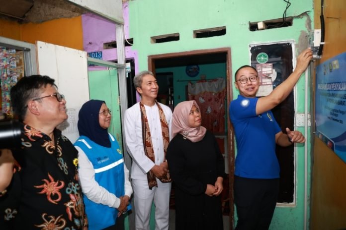Sebanyak 24 Ribu Rumah Tangga di Jabar Dapat Sambungan Listrik Gratis dari Pemerintah dan PLN
