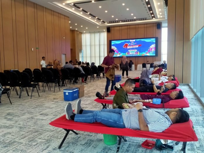 Semarak HUT BRI Ke-128, Donor Darah.