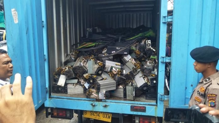 Tambang Ilegal Bitcoin, Polda Sumut Amankan 26 Orang dan Sita Ribuan BB