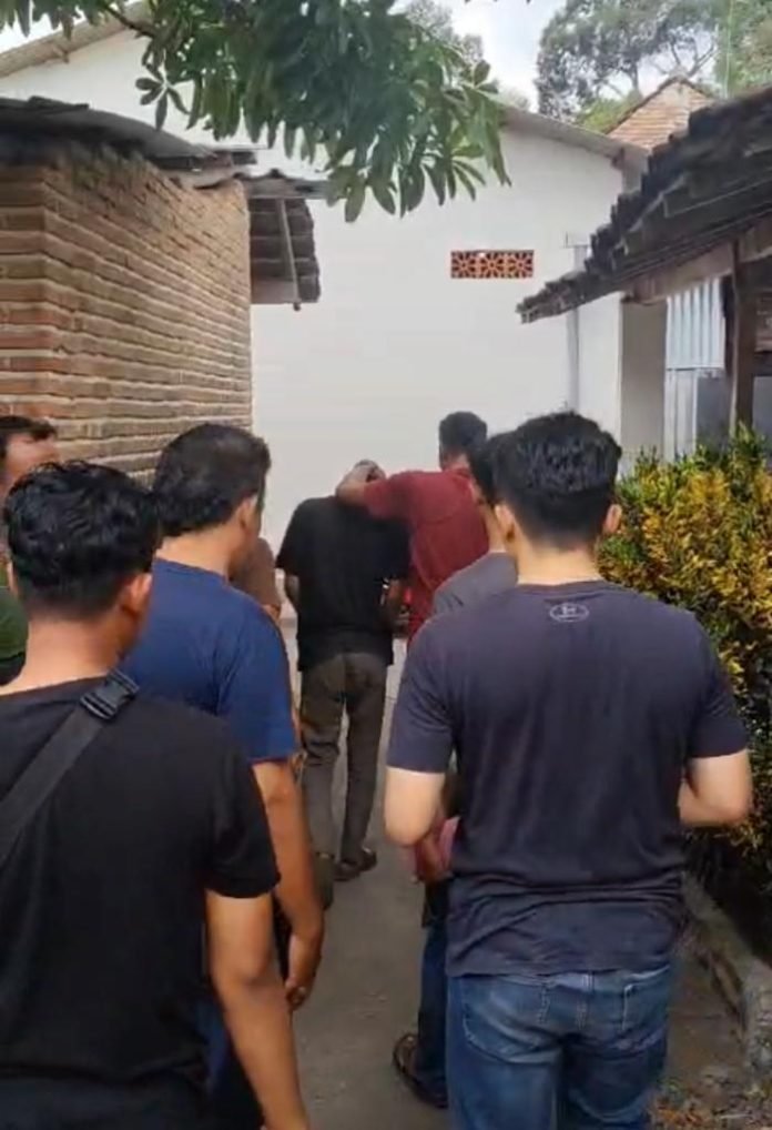 Terduga Pelaku Pembunuhan Cewek ABG Di Goa Jegles Tertangkap Tidak Kurang dari 24 jam.