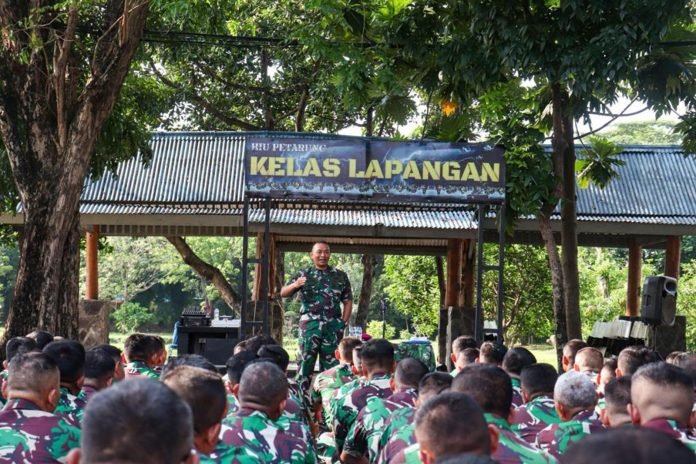 Tingkatkan Moril Prajurit, Danyonif 3 Marinir Laksanakan Jam Komandan