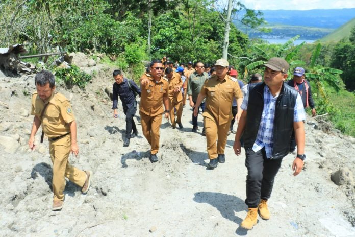 Tinjau Lokasi Bencana Alam Kenegerian Sihotang, Anggota DPRD Sumut Sebut Kondisi Perbukitan Gundul dan Tekankan Reboisasi Besar-besaran
