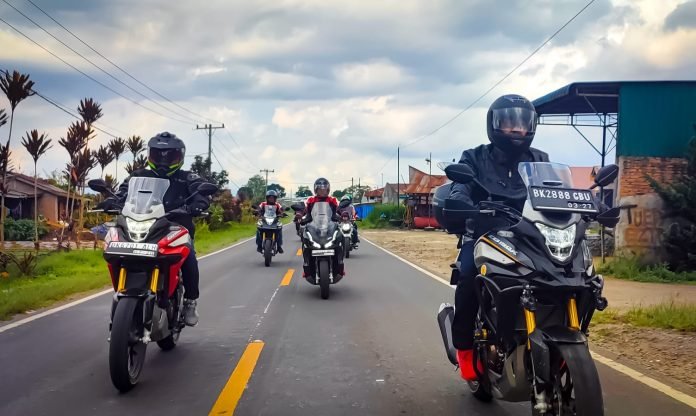 Tips #Cari_Aman Touring Akhir Tahun