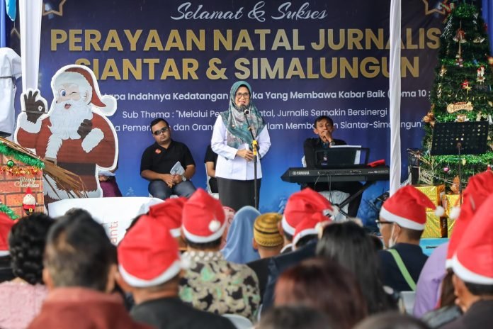 Wali Kota Menghadiri Perayaan Natal Jurnalis Siantar-Simalungun dilaksanakan di Lapangan Pariwisata