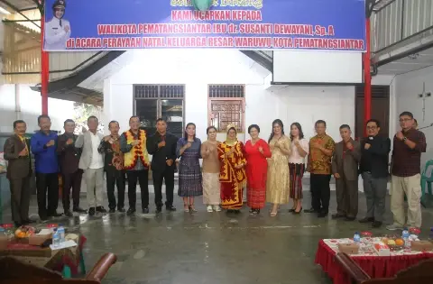 Wali Kota dr Susanti dan Boy Warongan disambut meriah saat Perayaan Natal Bersama Keluarga Besar Waruwu Siantar-Simalungun