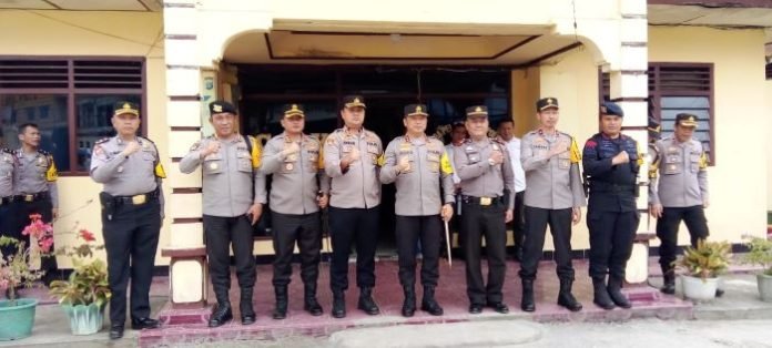 Banjir Bandang di Humbahas, Kapolda: Mari Kita Doakan 10 Korban yang Hilang Segera Ditemukan