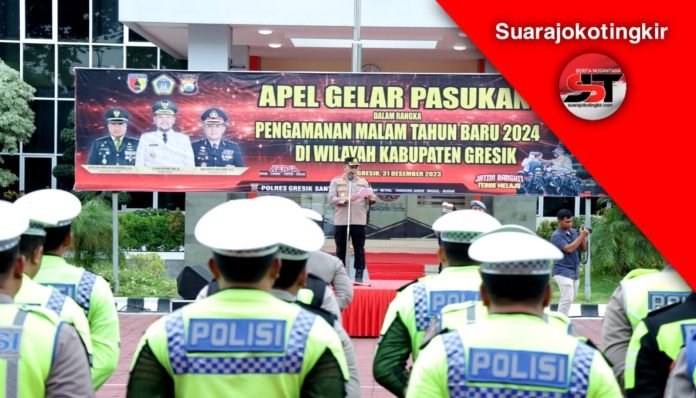 Berikan Rasa Aman ,Polres Gresik Gelar Apel Pengamanan Tahun Baru 2024