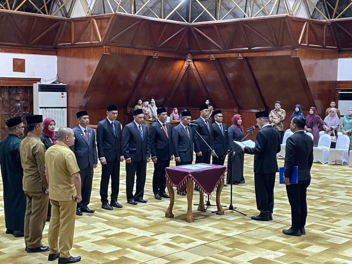 Penjabat Gubernur Aceh Lantik Sembilan Pejabat Eselon II