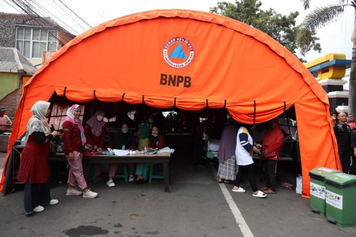 Kepala BNPB Pastikan Penanganan Darurat Pasca Gempa Bumi Sumedang Terlaksana Baik