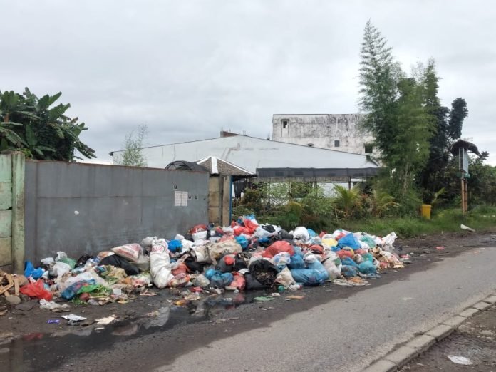 TPS Kanal Tutup, Sampah Terbengkalai Selama 2 Hari
