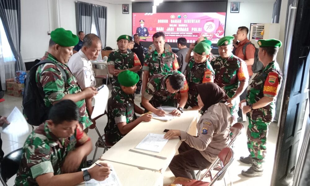 Danramil 0201-02/MT Hadiri Donor Darah HUT Humas Polri ke-73 di Polrestabes Medan