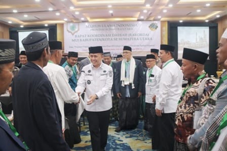 Pj Gubernur Agus Fatoni Harapkan MUI Sumut Terus Beri Kontribusi Positif bagi Masyarakat dan Pemerintah