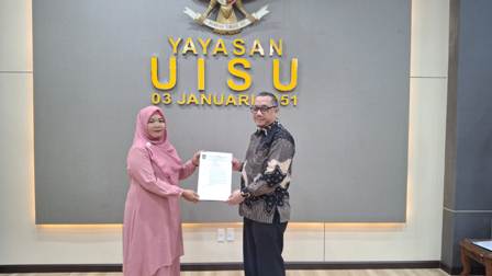 Pengurus Yayasan UISU Lantik Nailan Fahriyah, S.Pd, Gr Sebagai Kepala SMA UISU yang Baru