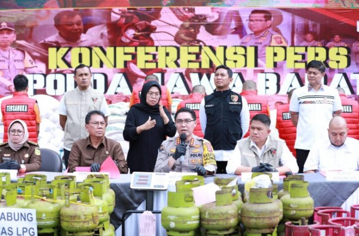 polda Jabar Berhasil Ungkap Kasus Bahan Pokok Penting ( Bapokting )