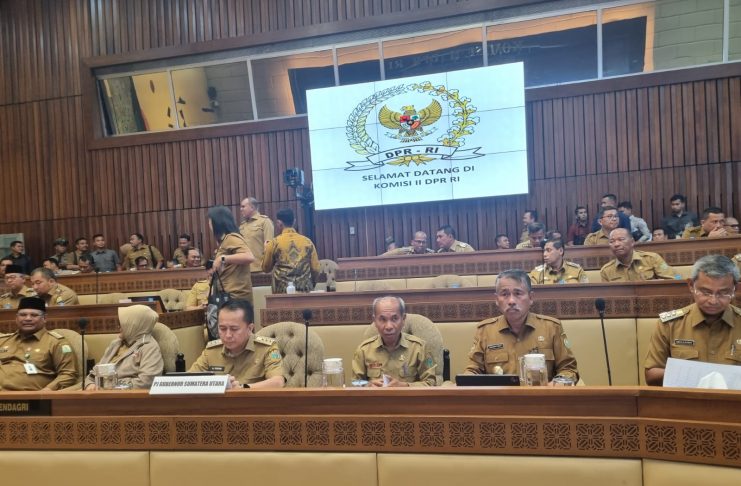 Pjs Bupati Asahan Ikuti RDP Komisi II DPR RI