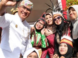 Pemkot Cimahi Peringati Hari Guru Nasional 2024