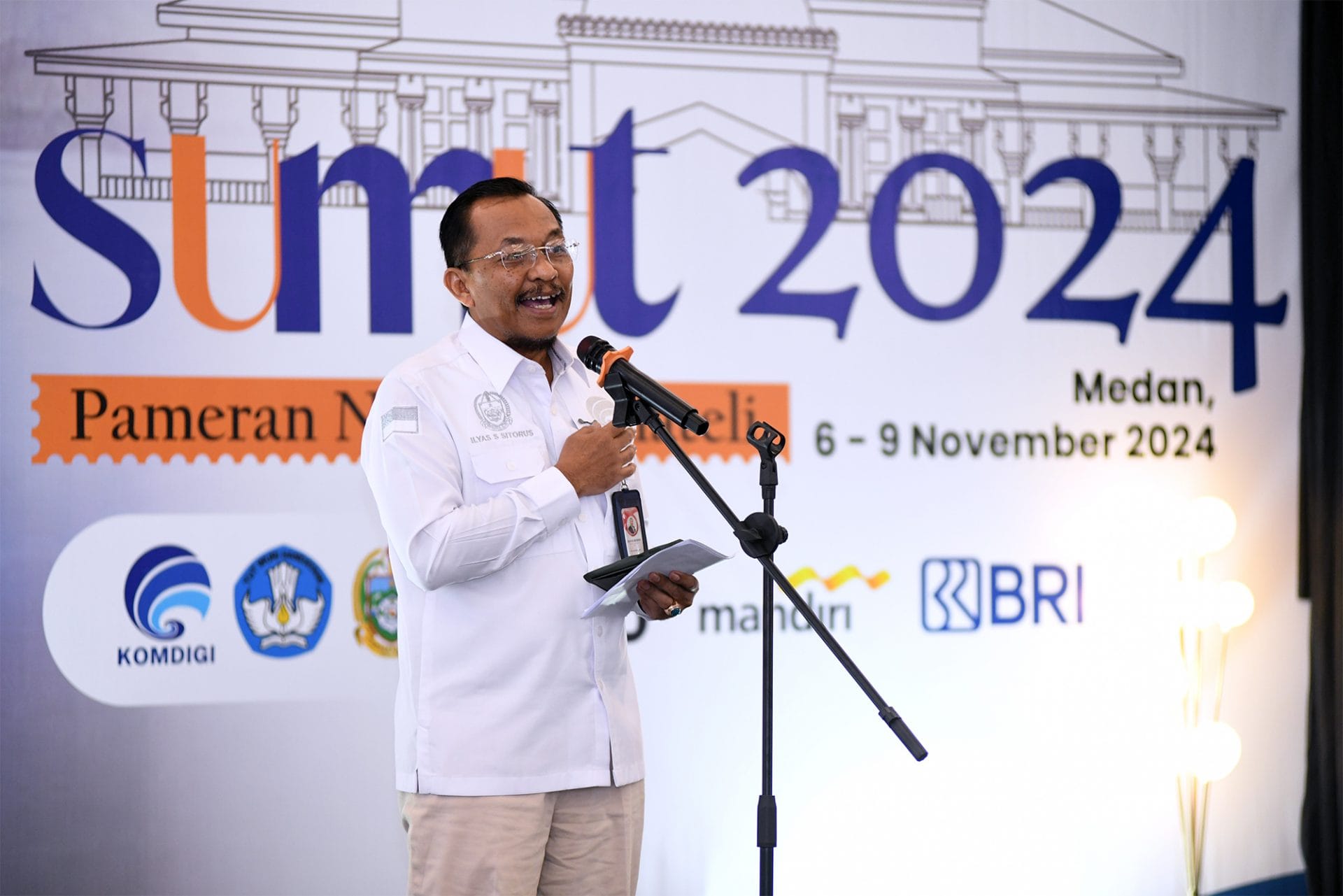 Kadis Kominfo Sumut Ilyas Sitorus Apresiasi Pameran Nasional Filateli Tahun 2024