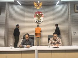 KPK Tahan Satu Lagi Tersangka Dugaan Korupsi APD Dana BNPB