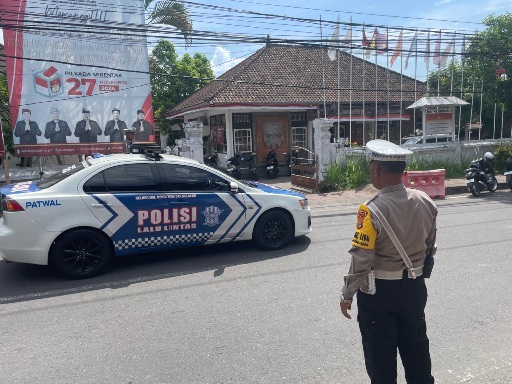 Satgas Kamseltibcarlantas Gelar Patroli, Saat Tahapan Rekapitulasi Suara Pilkada Karangasem 2024