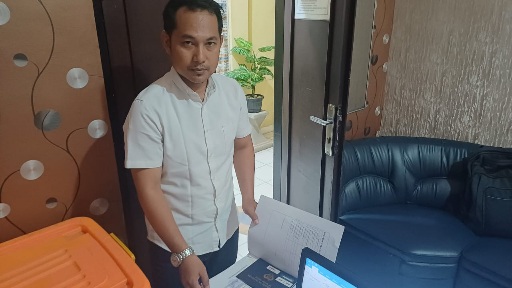 Personel Satreskrim Polres Karangasem, Berikan Layananan Surat Rekomendasi Kehilangan STNK