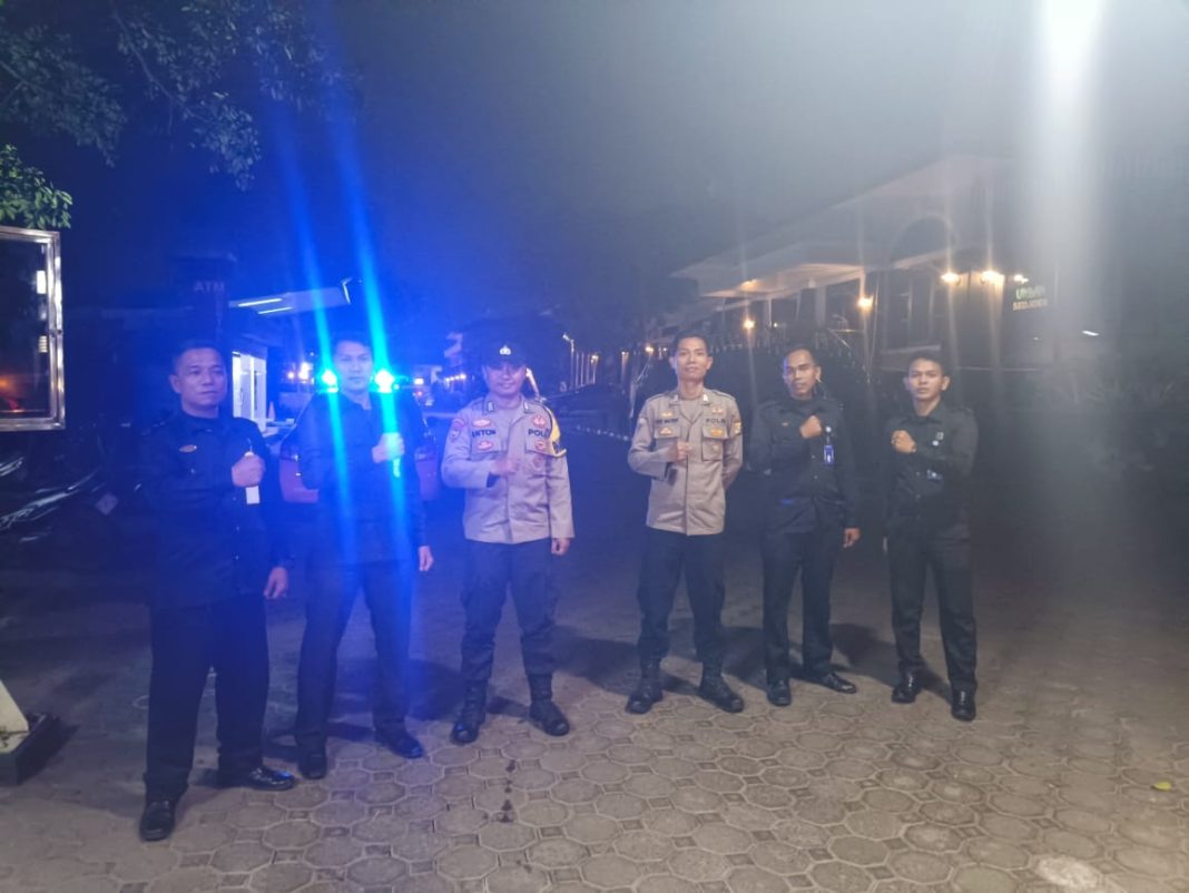 Patroli Kewilayahan Polsek Purwakarta Polres Cilegon, Sambang dan Dialogis Satpam Hotel