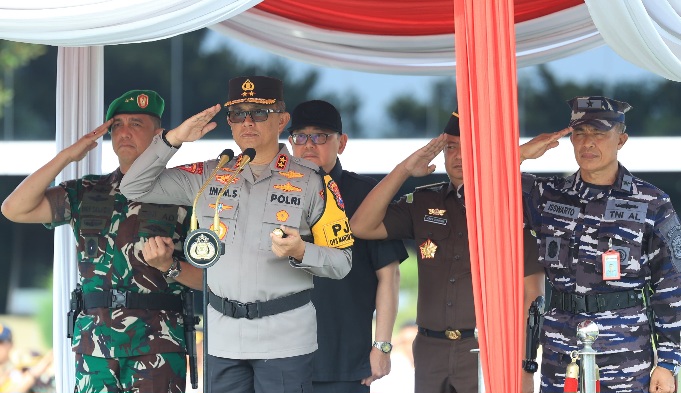 Kapolda Jatim Pimpin Apel Gelar Pasukan Operasi Terpusat Lilin Semeru 2024