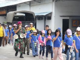Prajurit Brigif 1 Marinir TNI AL Terima Kunjungan Edukatif SD Ketapang III Cibubur