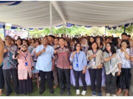 Rony R Situmorang Serap Aspirasi Pendidikan saat Reses di SMA Negeri 1 Panombean Panei