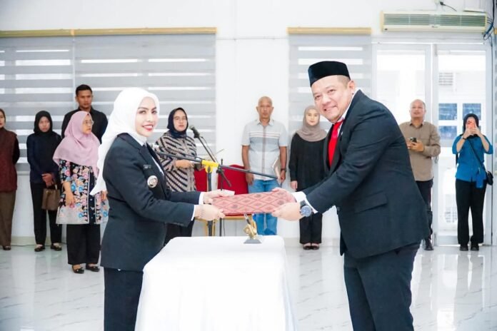 Bupati Labuhanbatu Lantik 71 Pejabat Eselon III dan IV