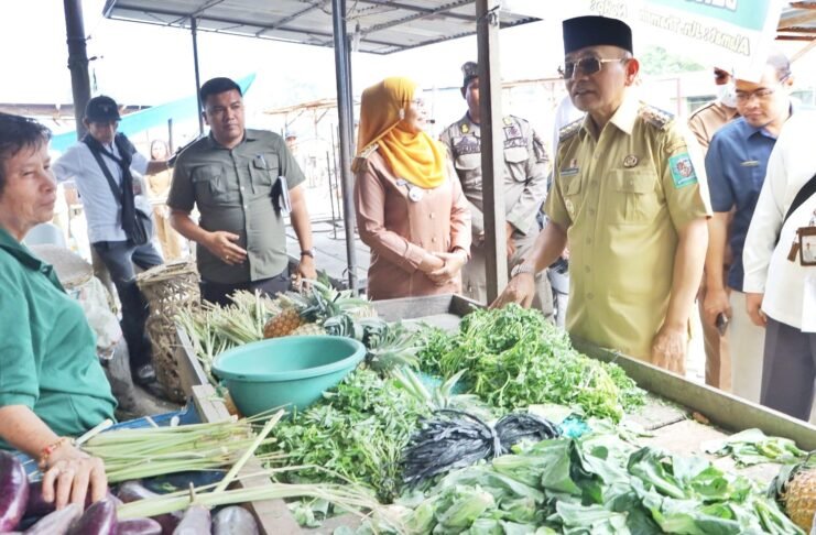Hadapi Hari Raya Idul Fitri 1447 H/2026 M, Pemkab Simalungun Laksanakan Sidak Pasar